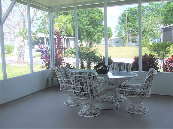 5th image of 205 Jonathan's Cay