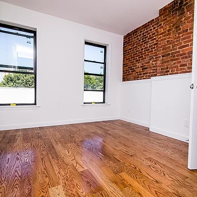 Rented by Nooklyn NYC LLC | media 33