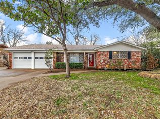 2104 Arthur Dr, Edgecliff Village, TX 76134