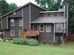 275 Lamden Ct, Lawrenceville, GA 30046