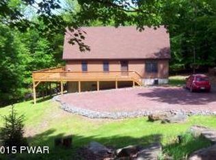 17 Panther Cir, Lake Ariel, PA 18436