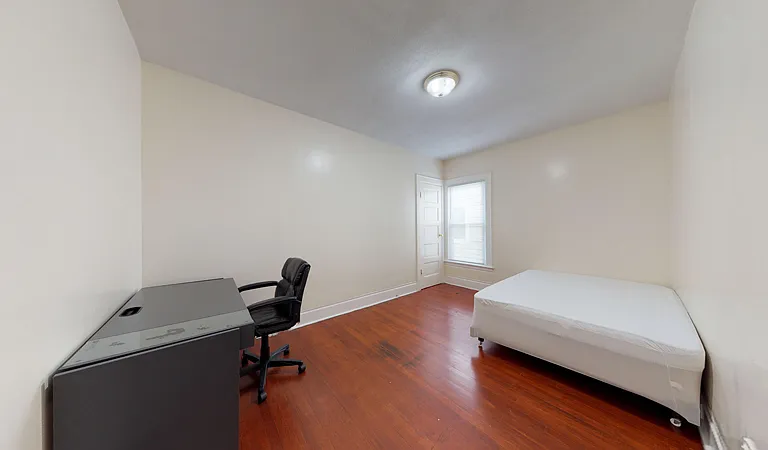 1318 Madison St — Photo 10