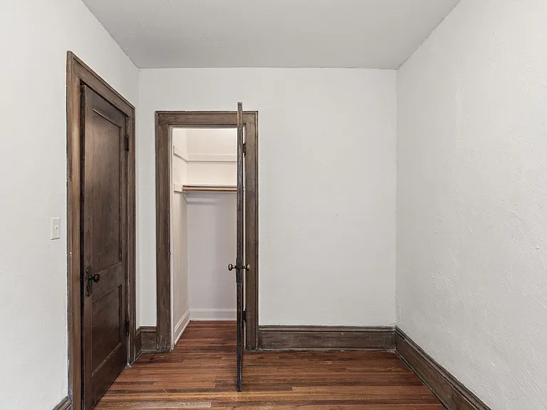 3121 Girard Ave S — Photo 21
