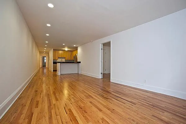 Rented by Evans Real Estate | media 33