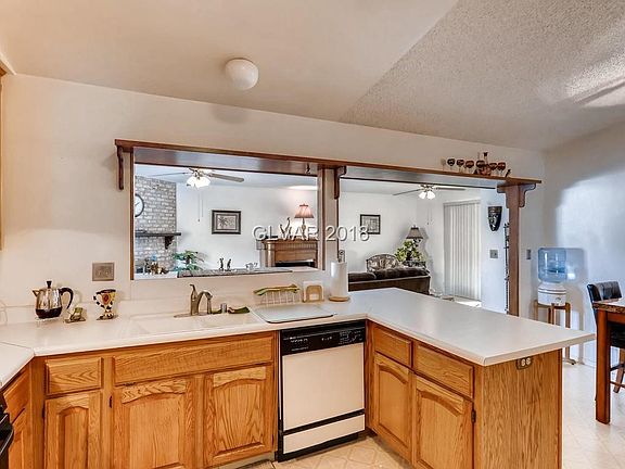 5th image of 5426 Percheron St