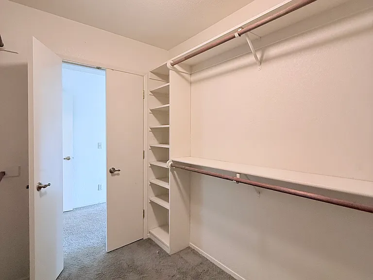 7134 Lighthouse Dr — Photo 9