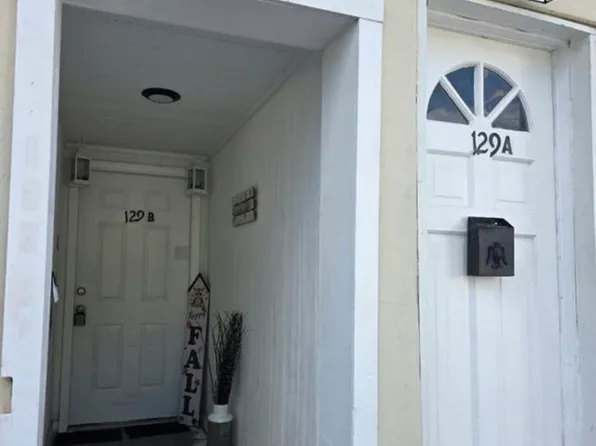 129 Poplar St #B, Middletown, PA 17057