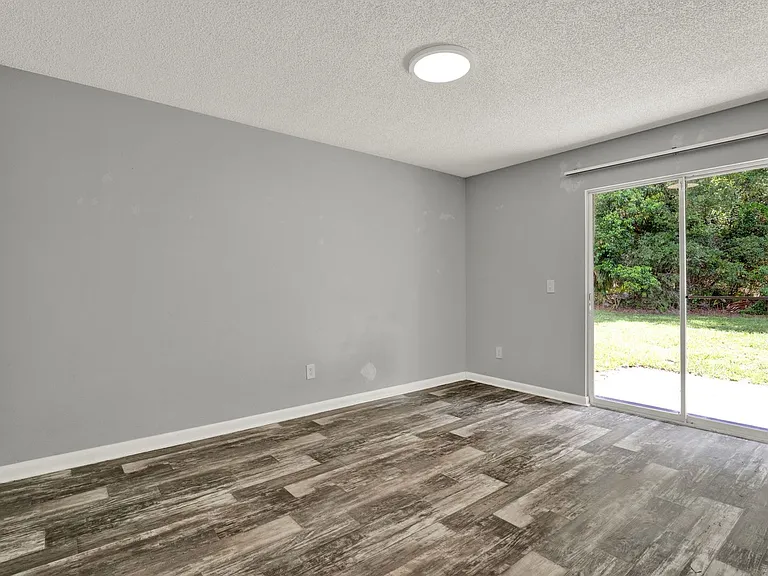 Locale at Orange City (formally Whispering Oaks) — Photo 15