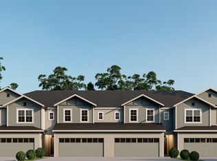 17952 NE 17th St, Vancouver, WA 98683