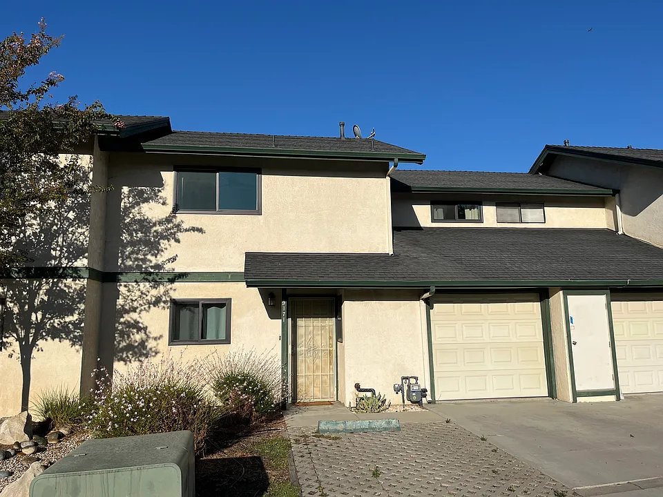 9171 Tiburon Cir
