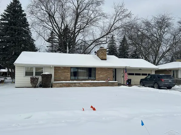 2271 McEwan St, Saginaw, MI 48602