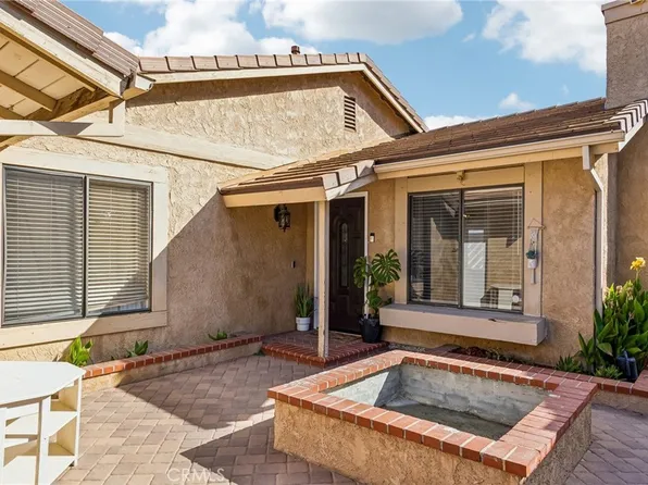 25916 Pueblo Dr, Santa Clarita, CA 91355