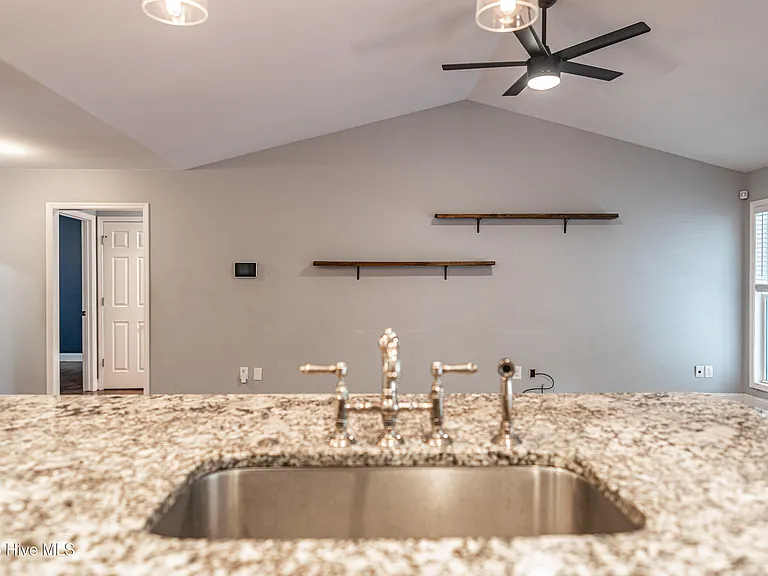 104 Juniper Creek Blvd — Photo 15