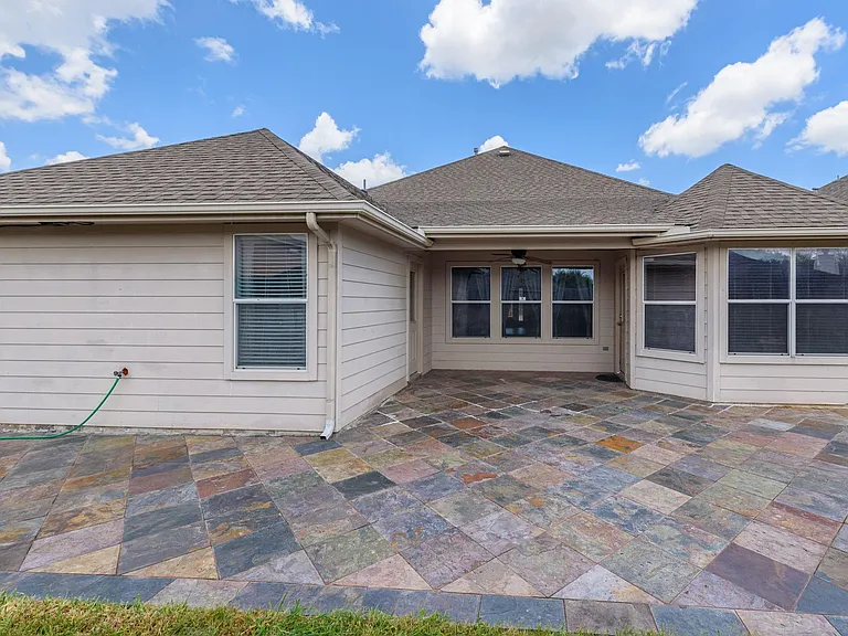 21011 Narrow Gate Dr — Photo 21