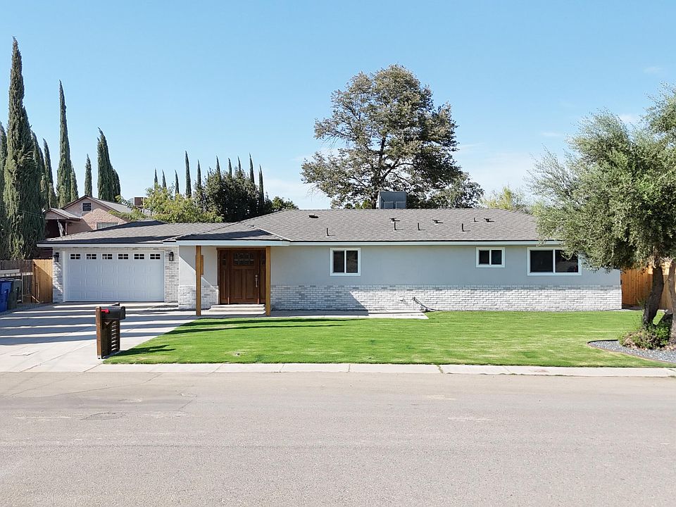 1st image of 576 Oleander Avenue