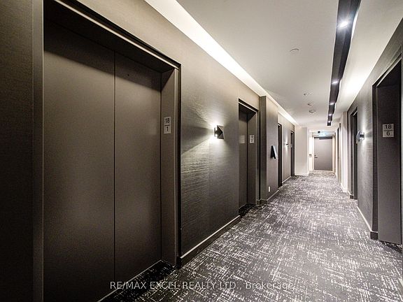 5th image of 108 Peter St #1818