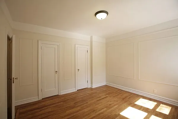 Sold by Garfield Realty  | media 5