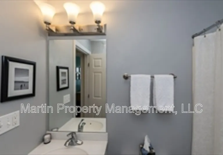 410 Salem St #811 — Photo 11
