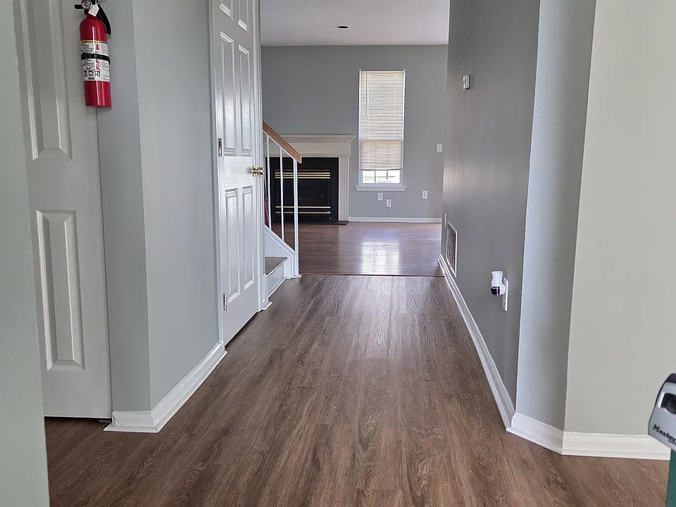 43 Woods Edge Ct
