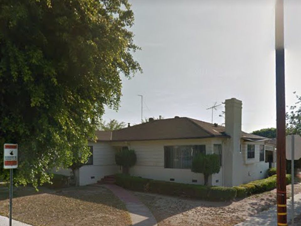 Sprawling corner lot