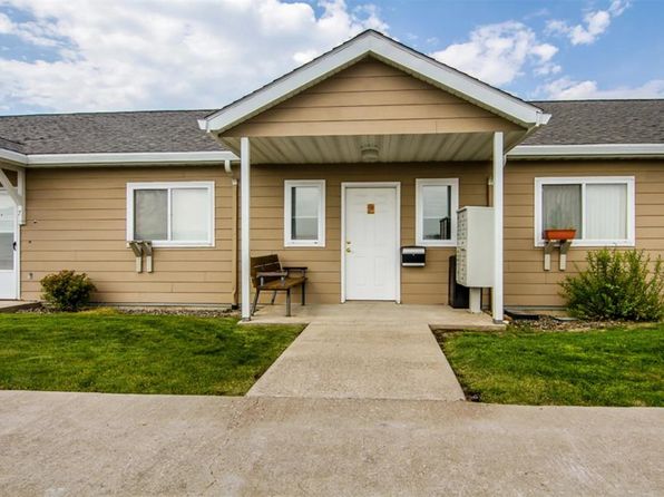 870 N 15th Ave, Elgin, OR 97827