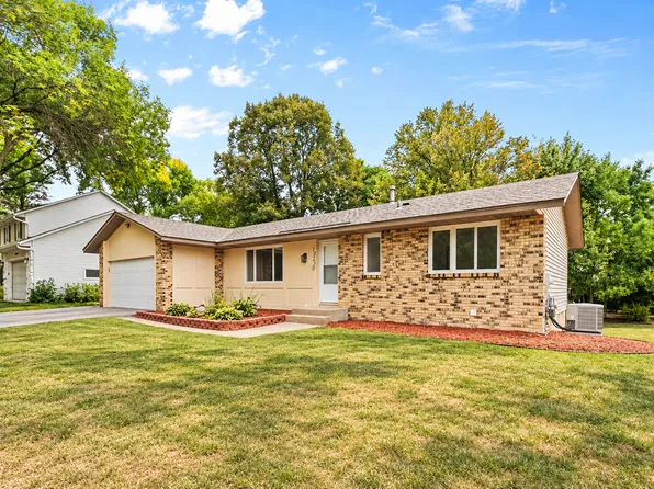 10250 Boundary Creek Ter N, Maple Grove, MN 55369