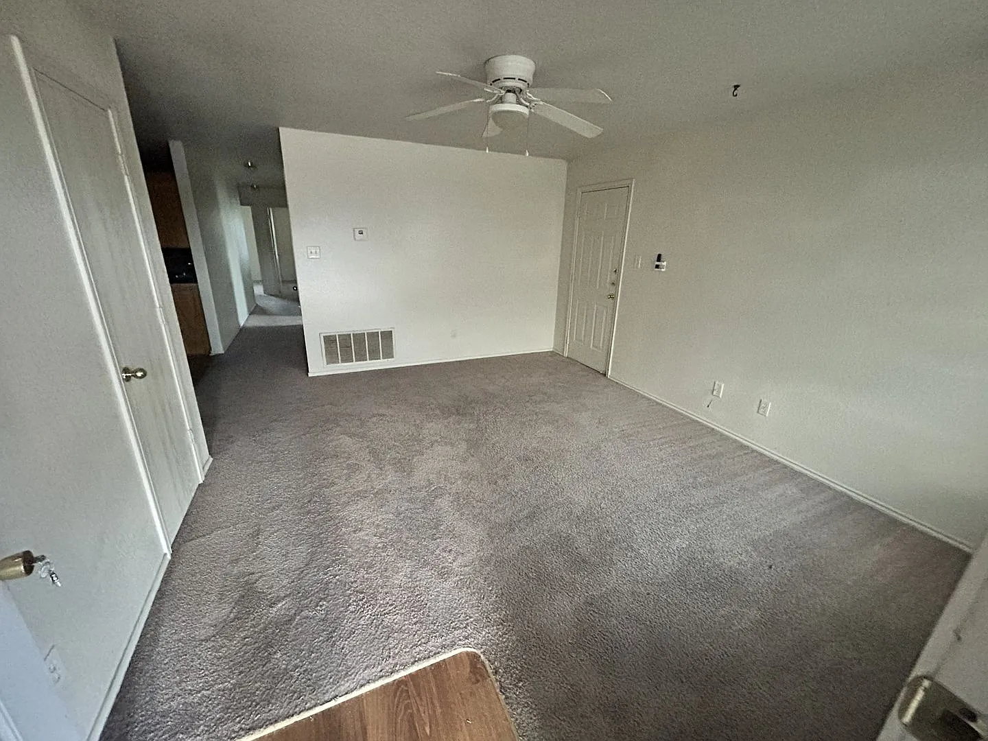 2810 Alma — Photo 3