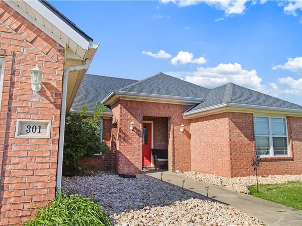 301 Beasley Dr, Centerton, AR 72719