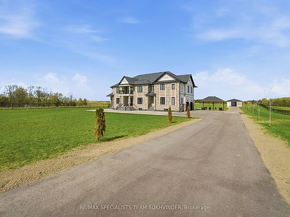3rd image of 1301 County Road 50 Rd