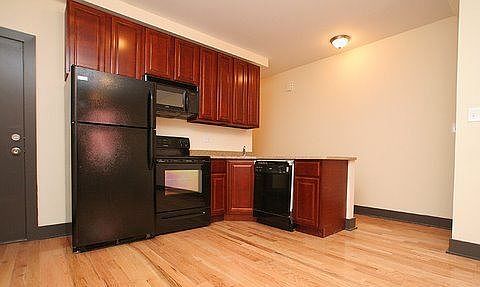 4th image of 1916 N 17th St #2