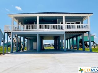 50 Whooping Crane St, Port O Connor, TX 77982