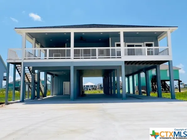 50 Whooping Crane St, Port O Connor, TX 77982