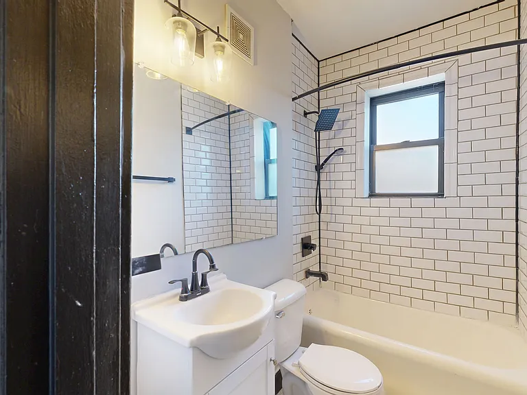 3903 Castleman Ave #2 — Photo 5