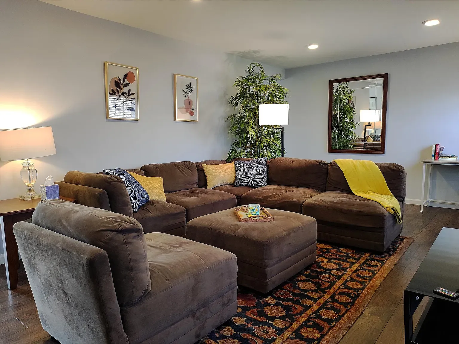 2 bed, 1050 sqft, $1,800 — Photo 2