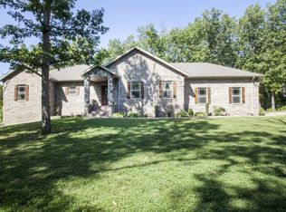 1009 Thousand Oaks, Niangua, MO 65713