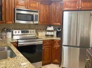 10245 NW 9th Street Cir #9-206, Miami, FL 33172