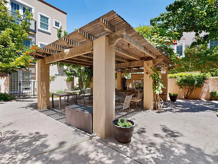 1900 Central Ave SW #203 — Photo 44