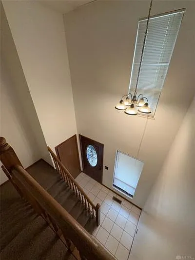 712 Hidden Valley Ct — Photo 2