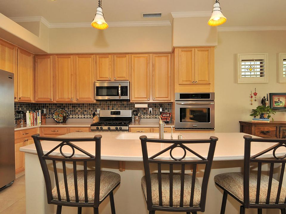 1st image of 392 W Carob Dr