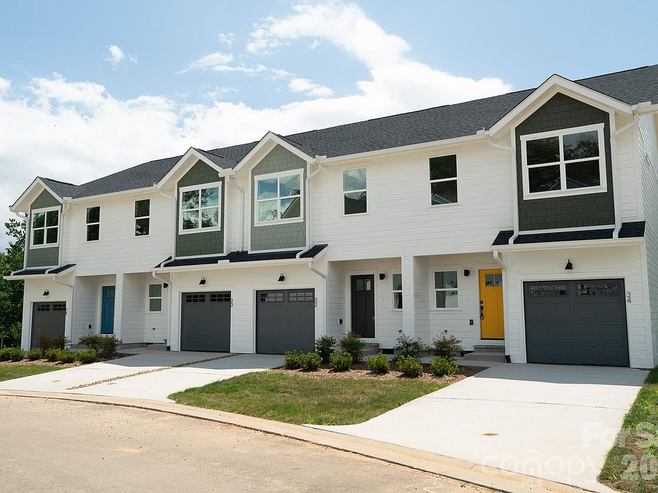 1st image of 32 Brice St #16