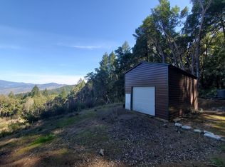 700 Willow Rd, Alderpoint, CA 95511