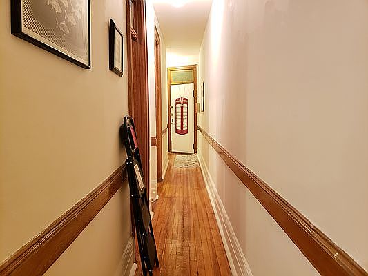 4th image of 215 W 106th St #4FB
