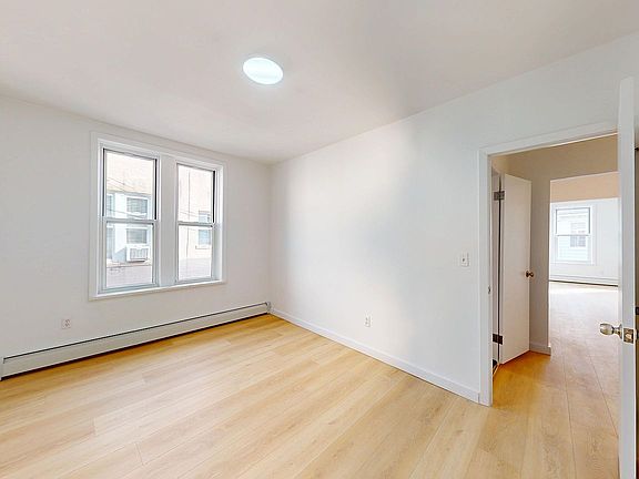 5th image of 2432 84th St #2R
