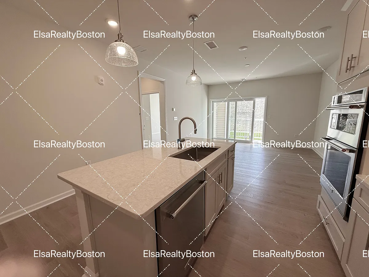 Building Photo - 6 Stratton Dr #110