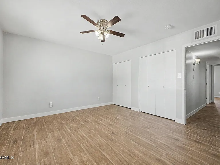 6536 W Turney Ave — Photo 22