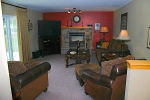 5th image of 831 Apple Grove Ln