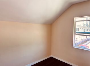 420 N Los Robles Ave APT C, Pasadena, CA 91101