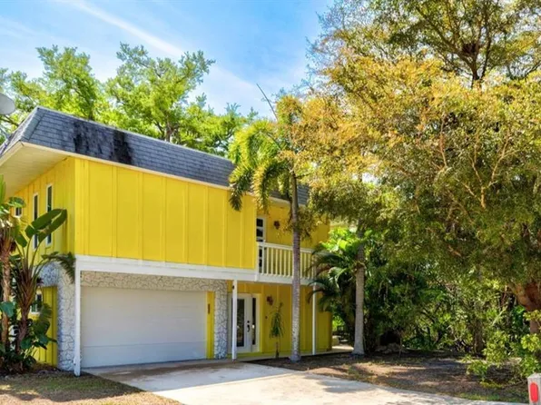 5110 Admiral Pl, Sarasota, FL 34231