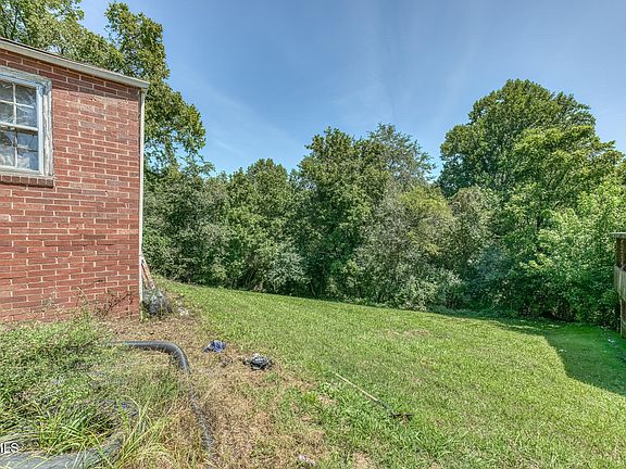 5th image of 480 Gravely Rd