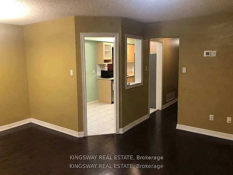722 Four Winds Way — Photo 2